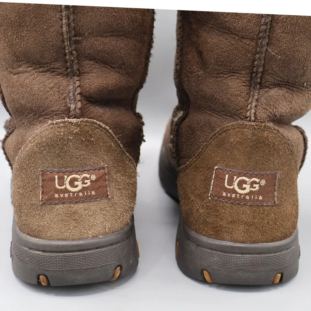UGGUltimate Cuff Sheepskin Lined Boots Women 8 Brown‎ Lace Up Warm Boho Bohemian